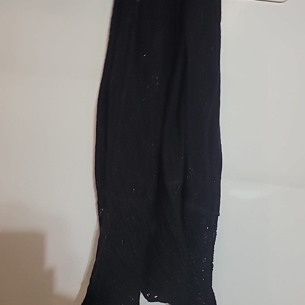 Derek Heart Black Scarf